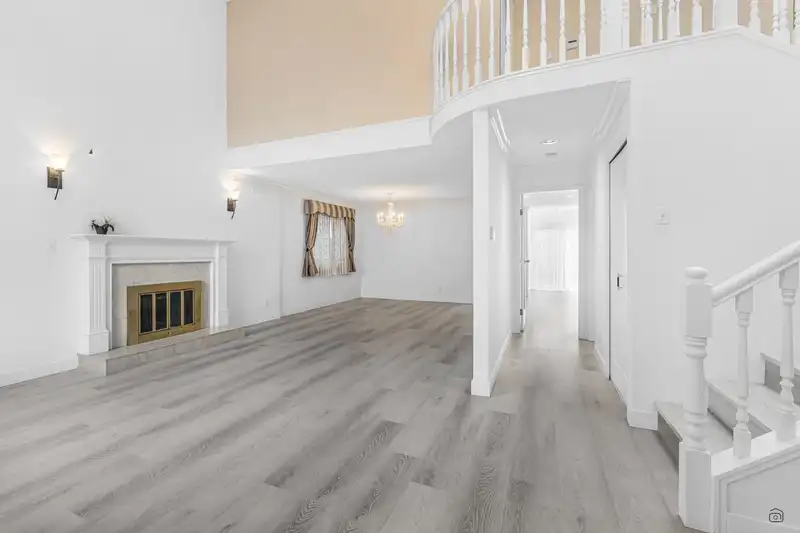 3555 CUNNINGHAM DRIVE - photo 3 of 40