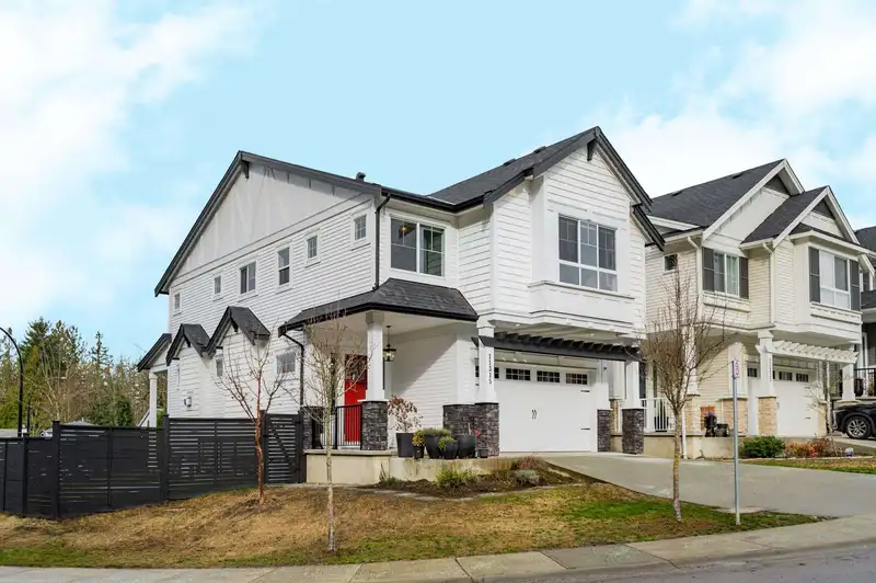 11315 230 STREET - photo 2 of 40