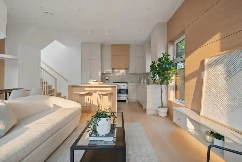 366 E 23RD AVENUE - photo 1 of 32