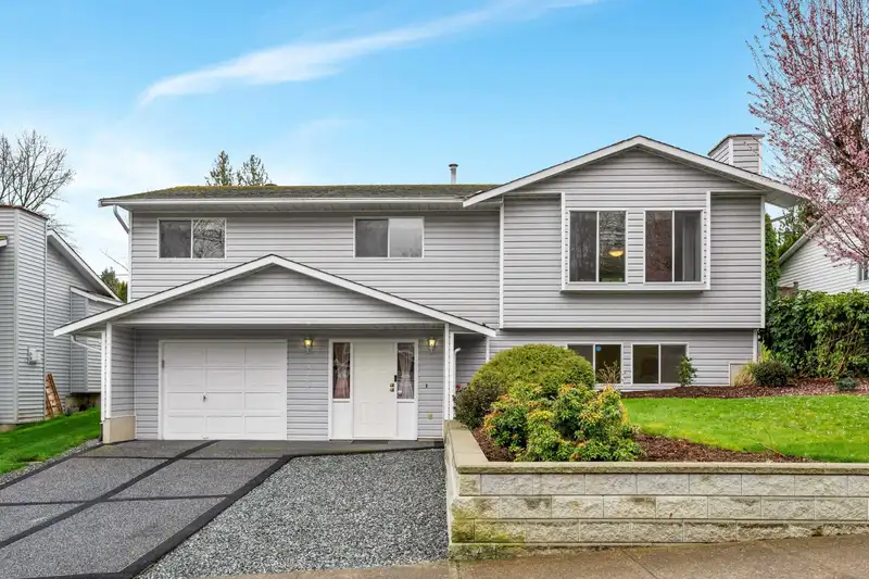33020 MALAHAT PLACE - photo 1 of 40