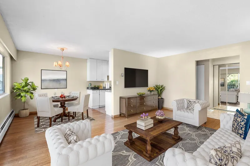 54 912 PREMIER STREET - photo 3 of 25