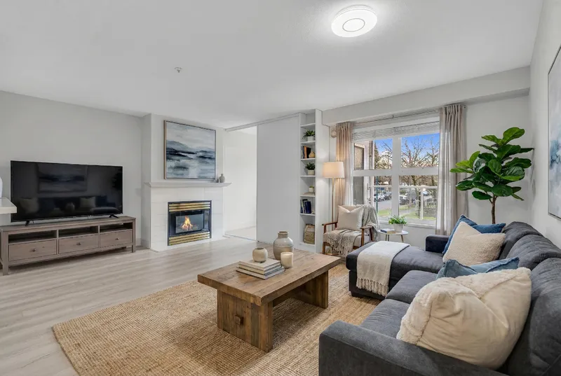 205 2965 HORLEY STREET - photo 1 of 21