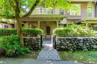 135 18 JACK MAHONY PLACE - thumbnail 1