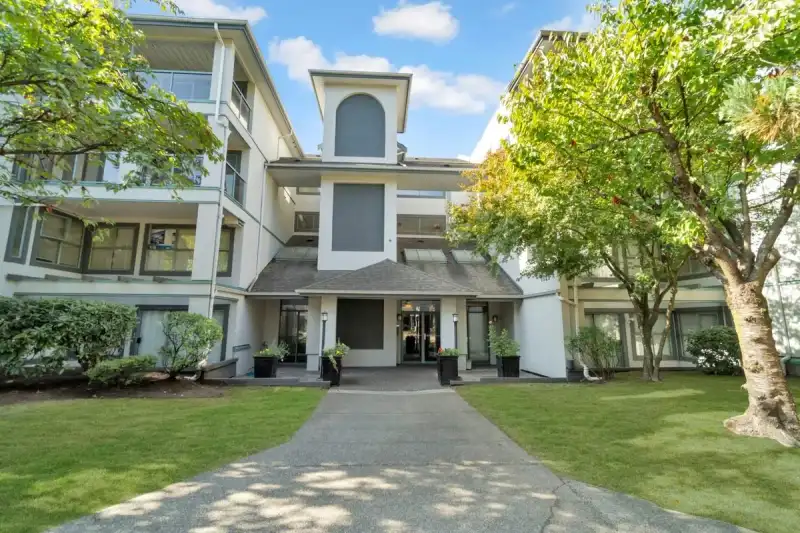 304A 7025 STRIDE AVENUE - photo 1 of 34