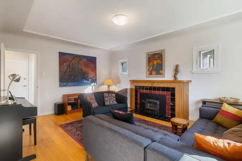 2743 KITCHENER STREET - photo 3 of 32