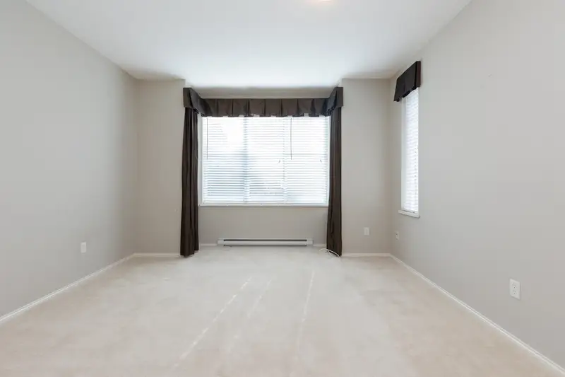 37 15868 85 AVENUE - photo 3 of 25