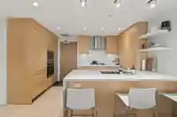 306 505 W 30TH AVENUE - thumbnail 2