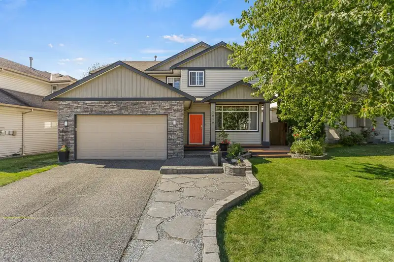 2649 LURIO CRESCENT - photo 1 of 40