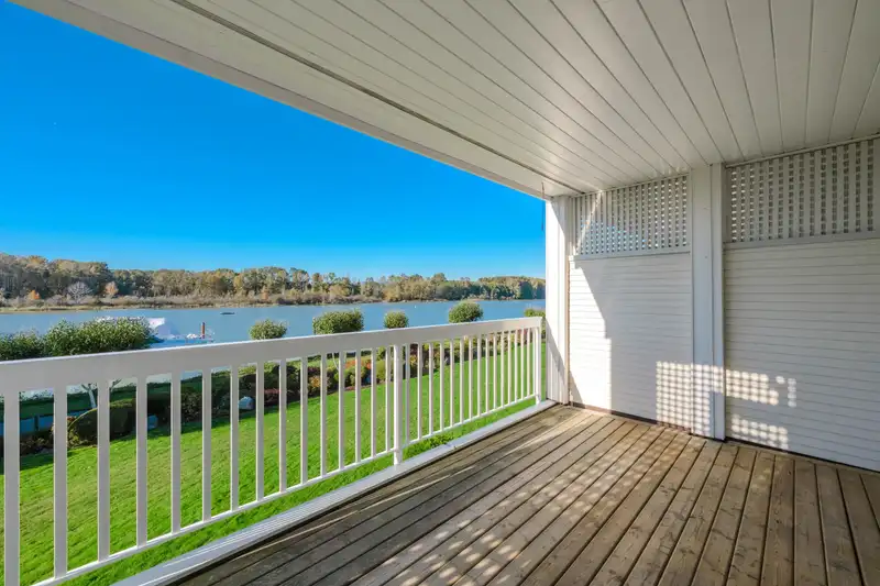213 6263 RIVER ROAD - photo 2 of 38