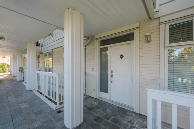 213 6263 RIVER ROAD - photo 3 of 38