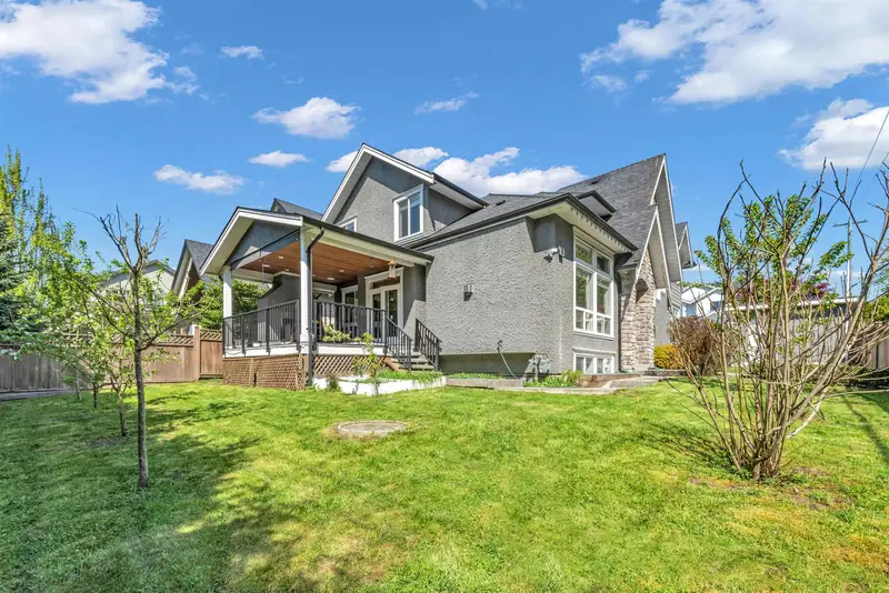 16329 8 AVENUE - photo 3 of 25