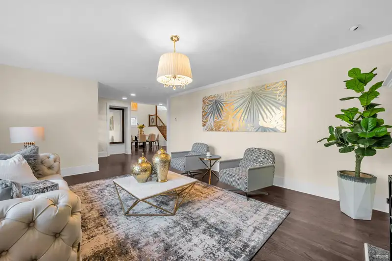 4072 W 11TH AVENUE - photo 3 of 40