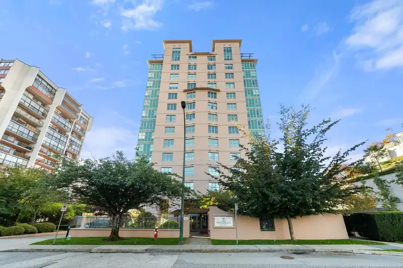 804 1555 EASTERN AVENUE - photo 1 of 26