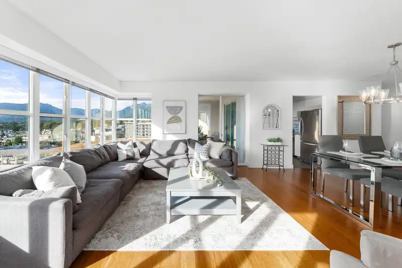 804 1555 EASTERN AVENUE - photo 4 of 26