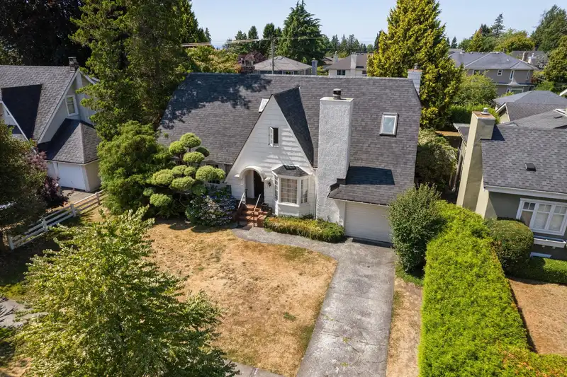 6925 CYPRESS STREET - photo 1 of 40