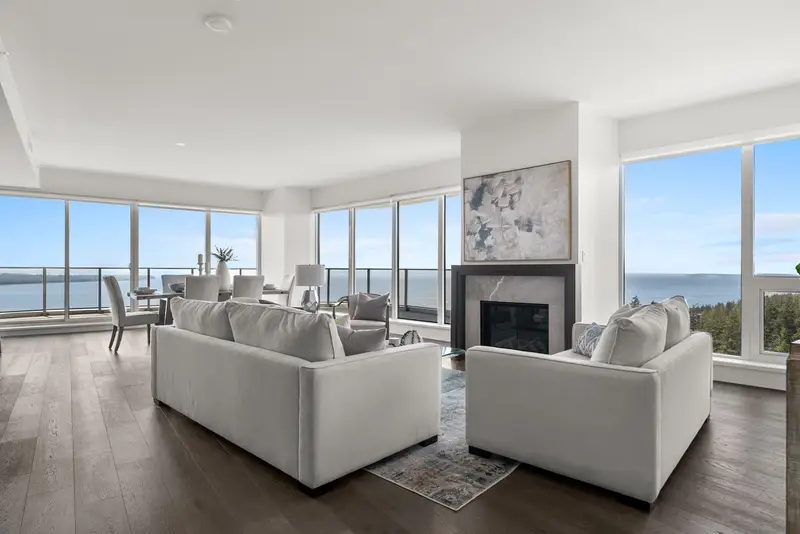 1701 1500 MARTIN STREET - photo 1 of 25