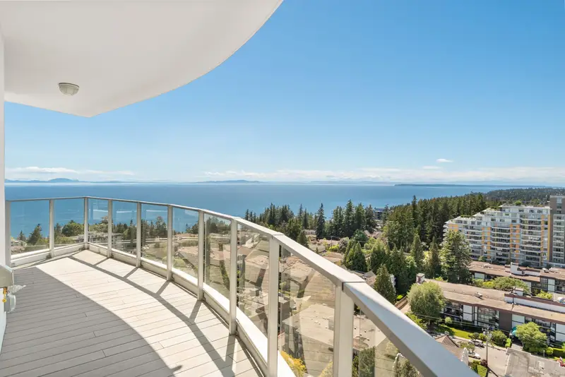 1701 1500 MARTIN STREET - photo 4 of 25