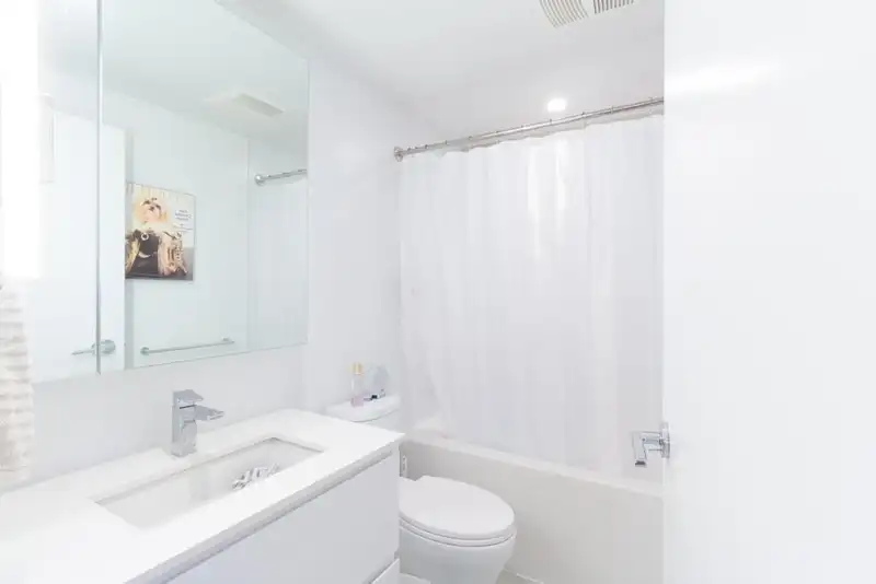 405 13655 FRASER HIGHWAY - photo 3 of 21