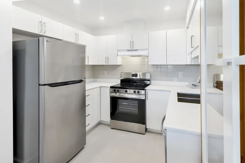 6 7660 ABERCROMBIE DRIVE - photo 2 of 25