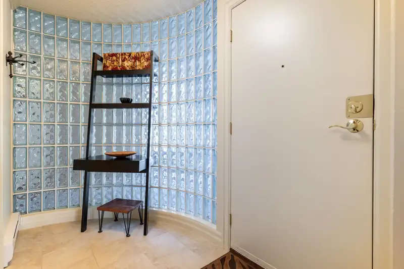 307 1525 PENDRELL STREET - photo 3 of 27