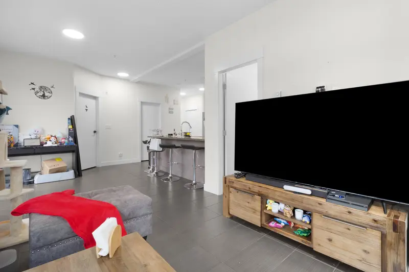 202 1975 MCCALLUM ROAD - photo 3 of 25