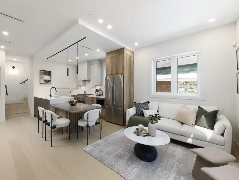 2068 E 1ST AVENUE - photo 4 of 30