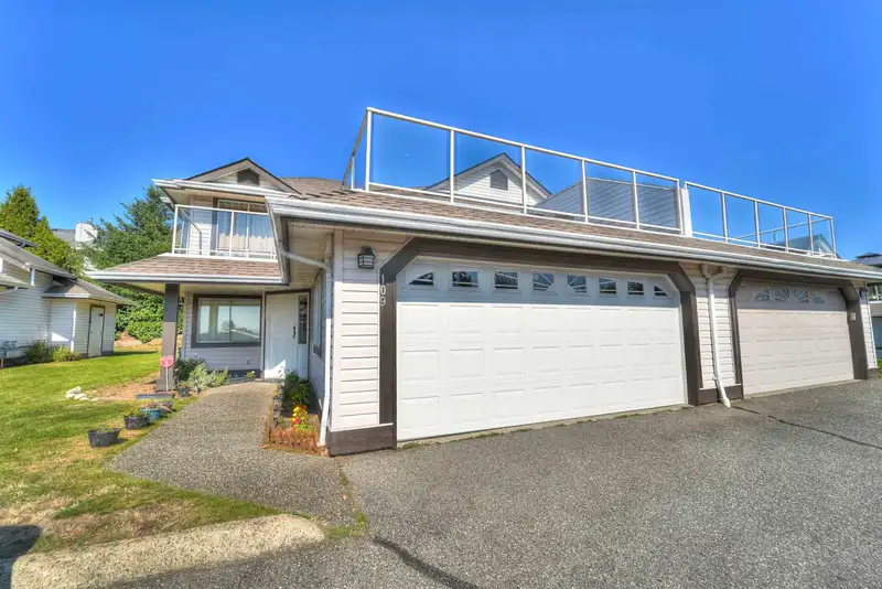 109 3080 TOWNLINE ROAD - photo 2 of 40