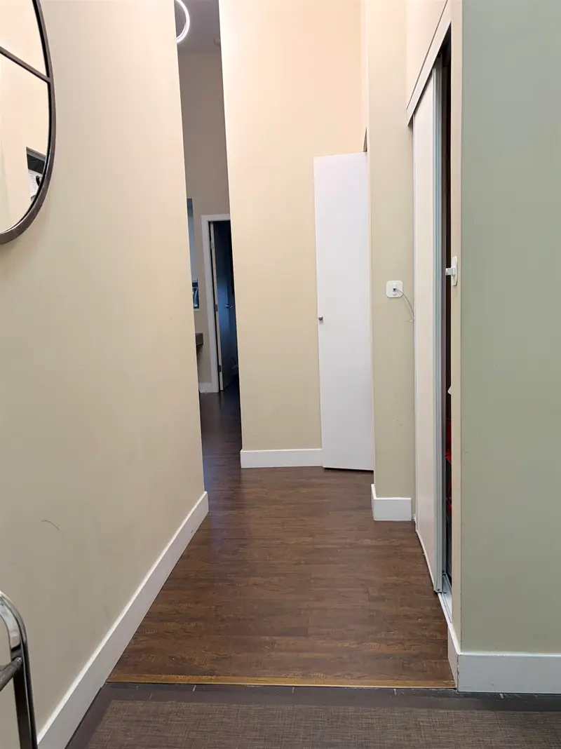 PH4 1238 BURRARD STREET - photo 3 of 10