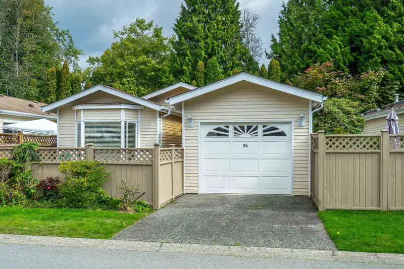 36 1400 164 STREET - photo 1 of 40