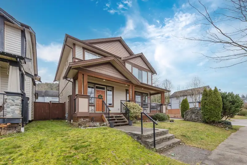 10690 248 STREET - photo 2 of 37