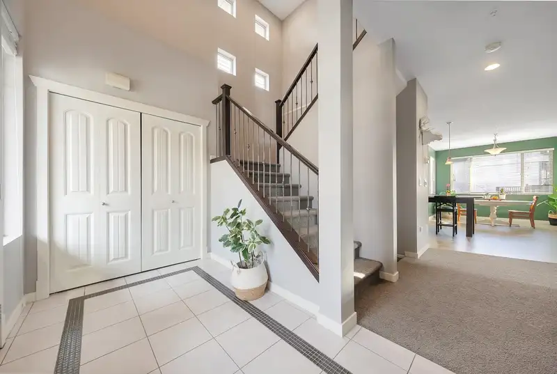 10690 248 STREET - photo 4 of 37
