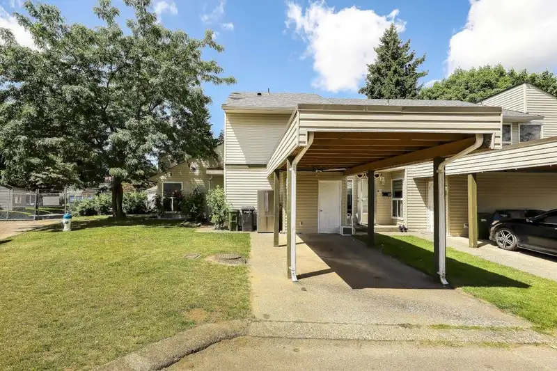 87 3030 TRETHEWEY STREET - photo 2 of 18