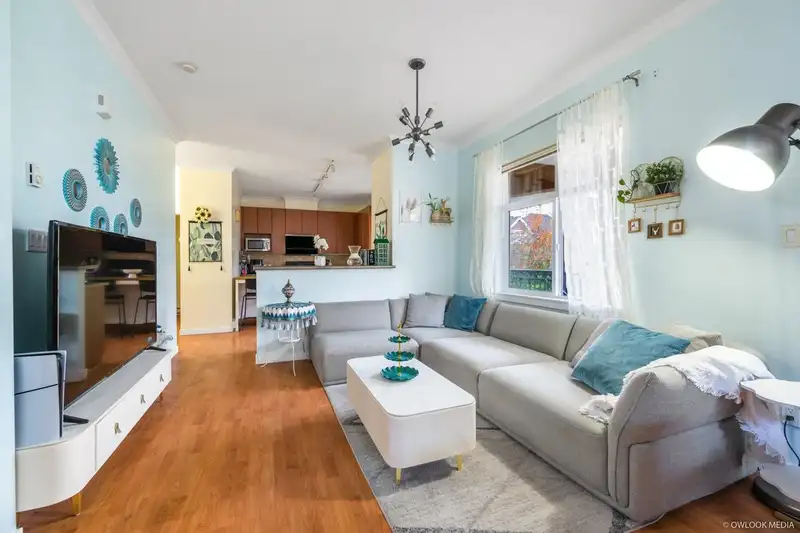 6 7360 HEATHER STREET - photo 2 of 22