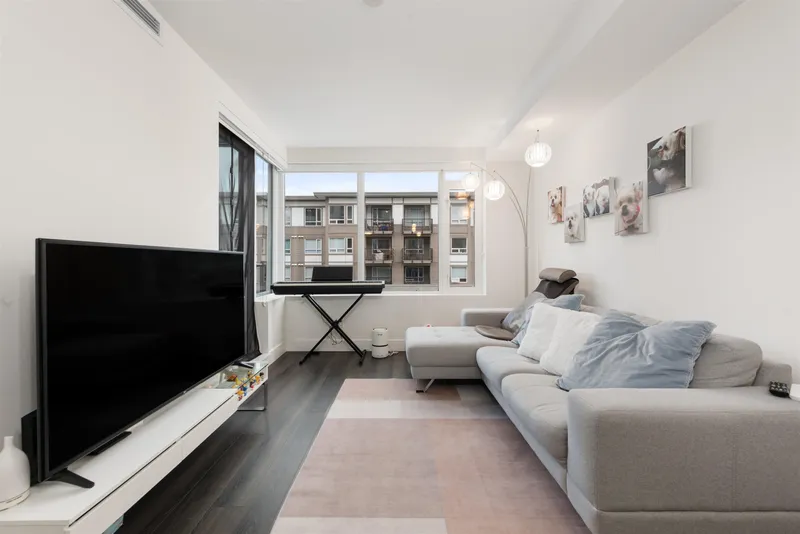 507 10780 NO. 5 ROAD - photo 2 of 25