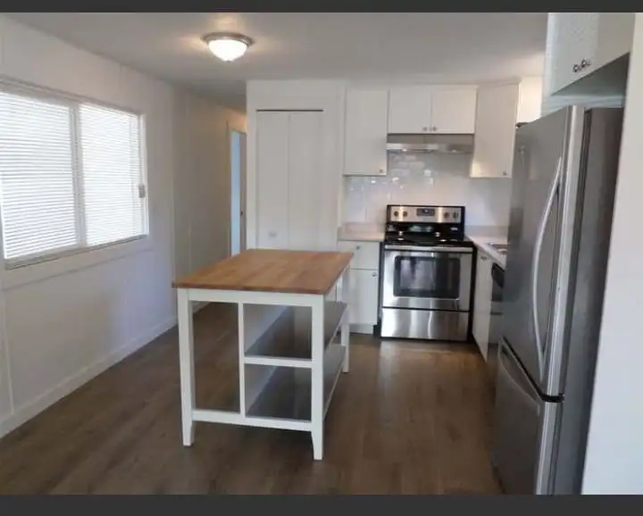 31585 LOMBARD AVENUE - photo 4 of 14
