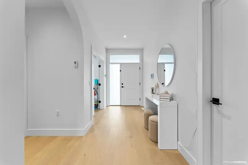 7545 197A STREET - photo 4 of 34
