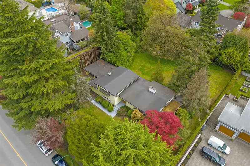 6150 BLENHEIM STREET - photo 2 of 40