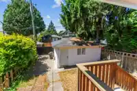 7643 SELKIRK STREET - thumbnail 9