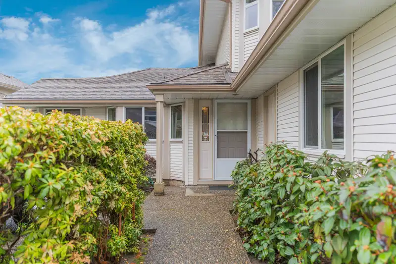 29 9045 WALNUT GROVE DRIVE - photo 2 of 27