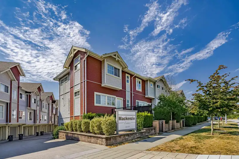 50 6945 185 STREET - photo 1 of 30