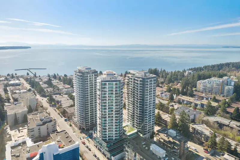 2004 1501 FOSTER STREET - photo 1 of 25