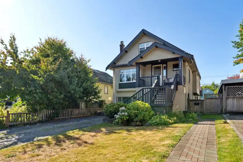 2846 TRINITY STREET - photo 1 of 36