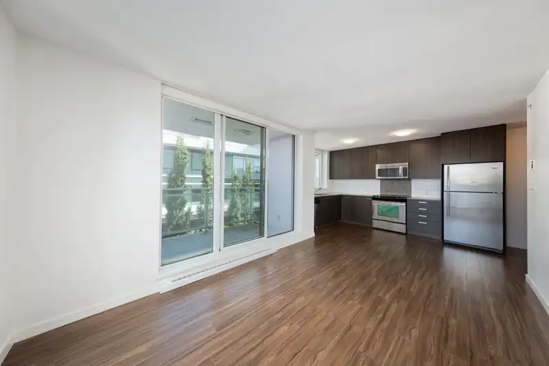 302 13325 102A AVENUE - photo 4 of 29