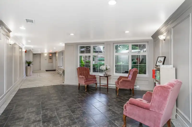 203 4745 54A STREET - photo 4 of 28