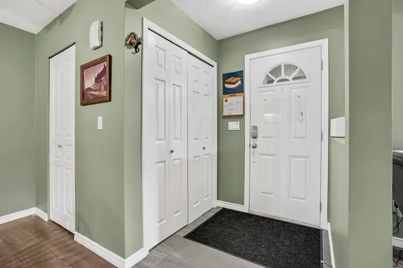 616 34909 OLD YALE ROAD - photo 2 of 25