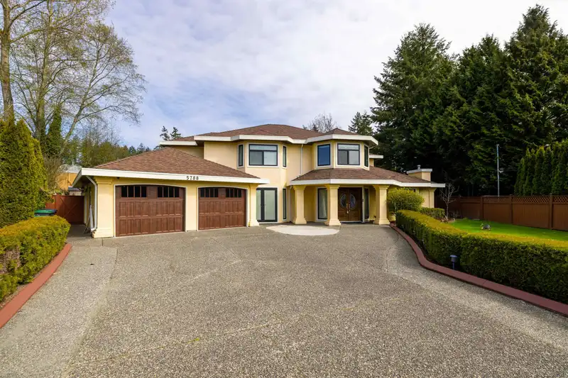 5788 124A STREET - photo 2 of 40