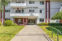 107 12096 222 STREET - thumbnail 1