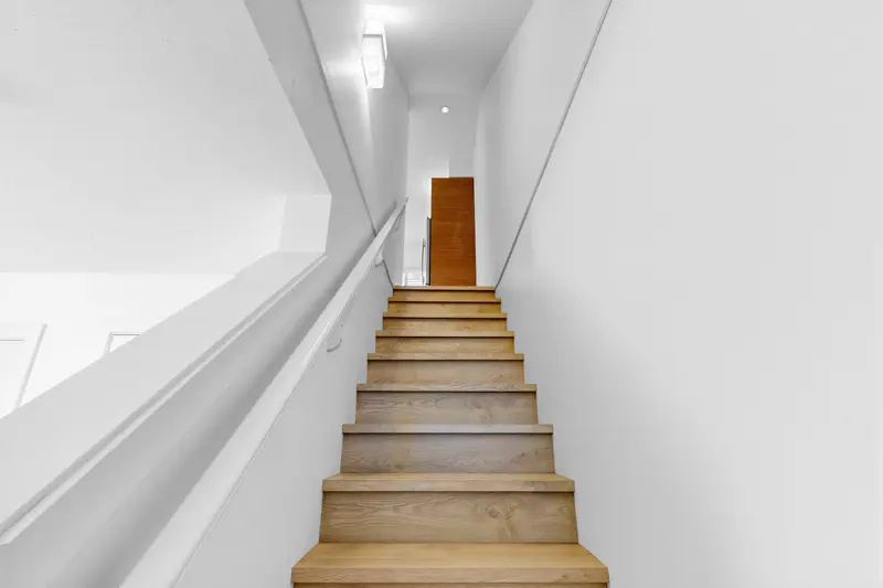 9 7199 MOFFATT ROAD - photo 4 of 25