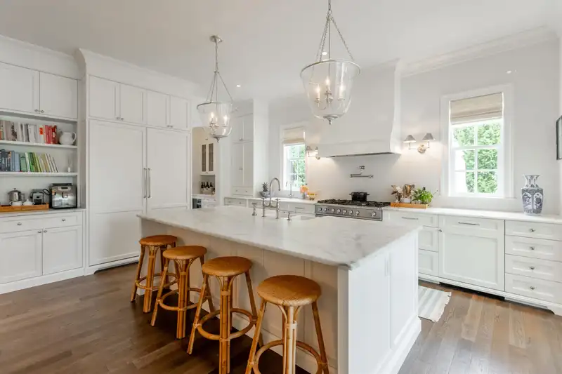 22874 88 AVENUE - photo 4 of 40