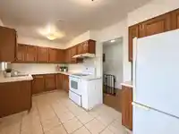 4238 PRICE CRESCENT - thumbnail 7